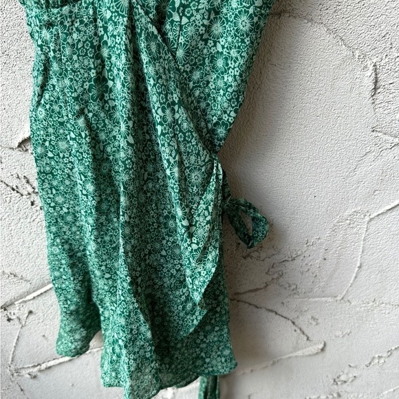 Reformation Lucas Dress in Verdugo Size XS - Picture 6 of 10